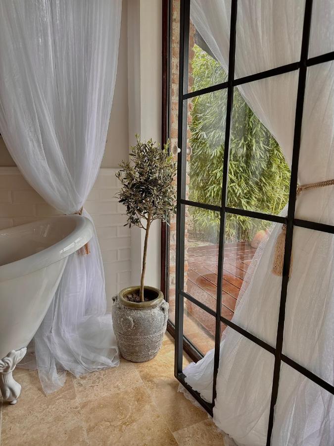 Cherry Vintage Home Targoviste Exterior foto